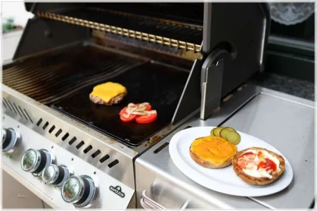 AK0A0257.comp.webp AK0A0257.comp.webp