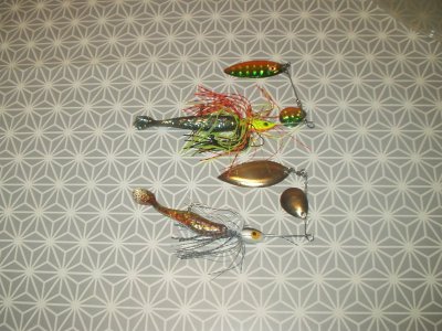 SPINNERBAITS 004.JPG