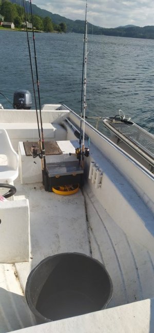 Rutenhalter05.jpg Rutenhalter05.jpg