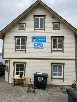 IMG_2182.JPG IMG_2182.JPG