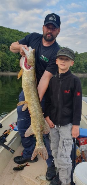 20230726_194304.jpg 20230726_194304.jpg