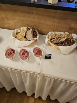 20231111_192755.jpg 20231111_192755.jpg