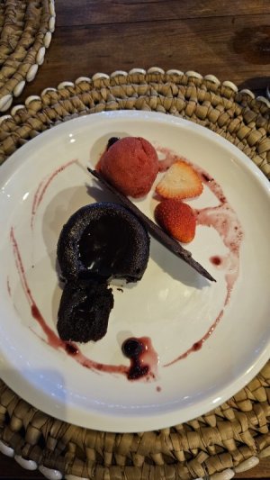 20240102_200439.jpg 20240102_200439.jpg