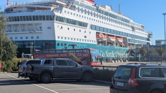 PXL_20250926_120844711.RAW-01.COVER.jpg PXL_20250926_120844711.RAW-01.COVER.jpg