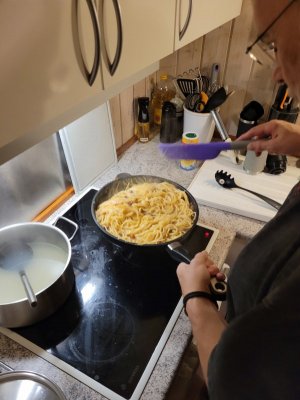 20251024_211209.jpg 20251024_211209.jpg