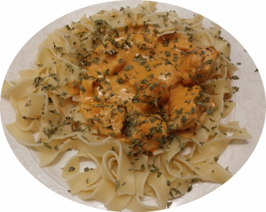 Lachs mit sahnesauce und Bandnueln.png