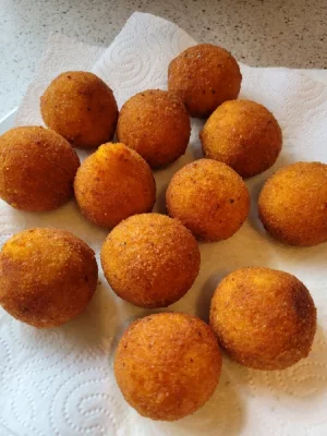 2026_07.22. Arancini mit Safran und Kabeljau 1.webp
