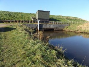 Schleuse von Innen.JPG Schleuse von Innen.JPG