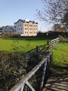 Bröns Mölle von unterhalb.jpg Bröns Mölle von unterhalb.jpg