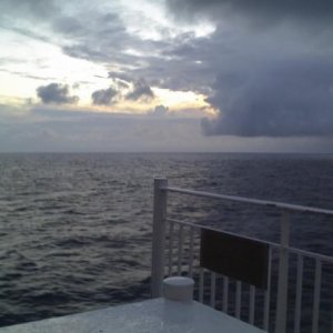Auf der Fjordcat/ Rückreise

Bizarre Wolken