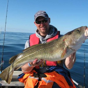 Kay mit 11,5kg Dorsch aus 15m Bessaker 09