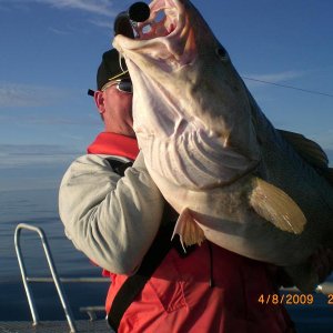 gefangen an einer Kante bei 75m Tiefe