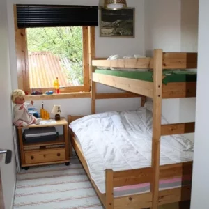 Schlafzimmer 2 und 3 mit 120 cm Bett und Überbaubett