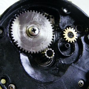 Das Getriebe ist solide  und robust  Keine spur von rost,  trotz  mehrfachen einsatzes in Norwegen und mangelnder Pflege