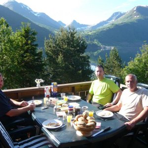 Frühstück auf der Terrasse