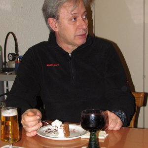 Wie schmeckt eigentlich Schwarzwälder mit Wein ?