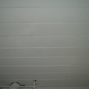 Abfluß (Decke) nach dem malern