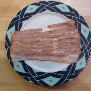 9dünn aufgeschnitten