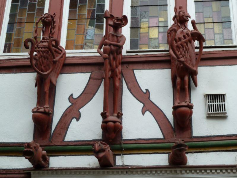 2Altstadt Schnitzereien