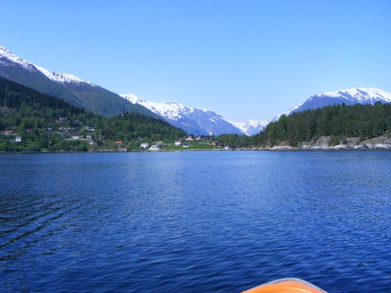 Blick auf Campingplatz auf der Halbinsel Dragsvik