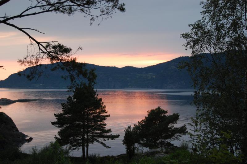 Blick von der Hütte auf der Insel Randoy