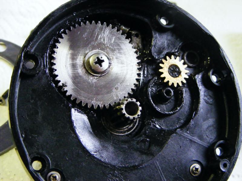 Das Getriebe ist solide  und robust  Keine spur von rost,  trotz  mehrfachen einsatzes in Norwegen und mangelnder Pflege