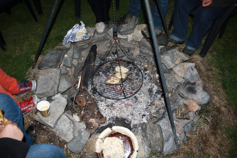 Fladenbrot auf Stein gebacken