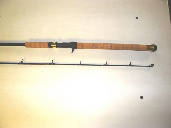 Light Pilk WG -180g
Blank Pacific Bay 3m eingekürzt auf 2.70m Korkgriff,Trigger und Abschlußkappe in Goldfinish Multiberingung 11+1 Fuji