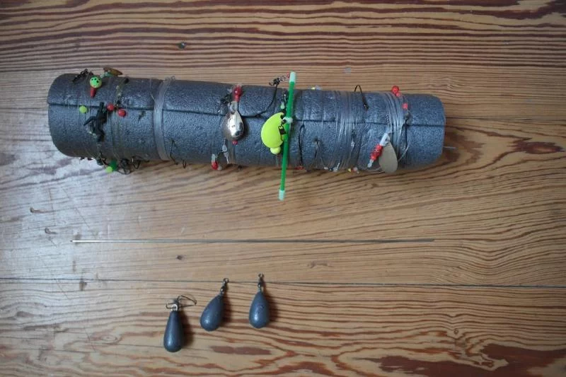 Montagen aufgewickelt
Koedernadeln
Bleie