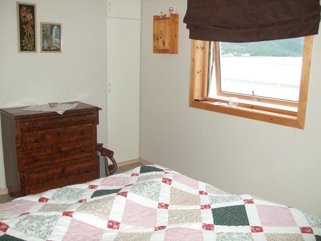 Schlafzimmer 1 mit Doppelett