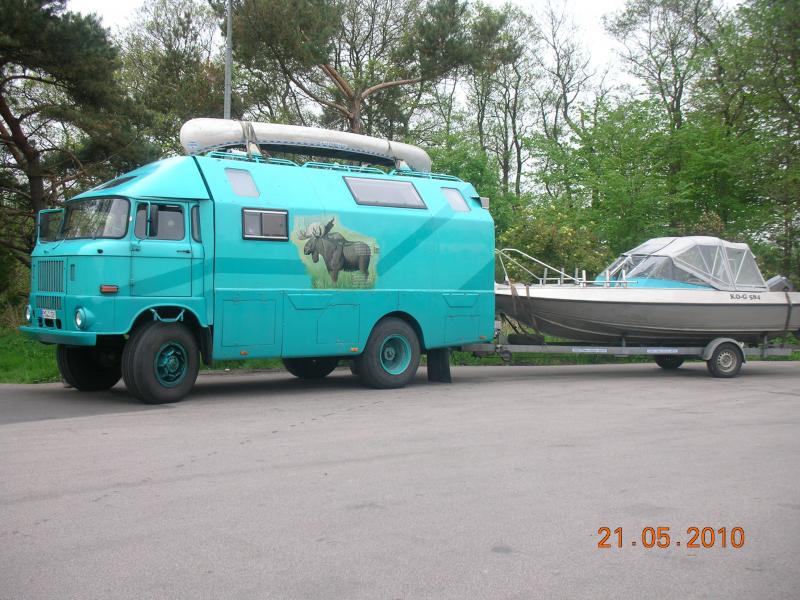 Schön so mit Wohnmobil und eigenem Boot unterwegs zu sein