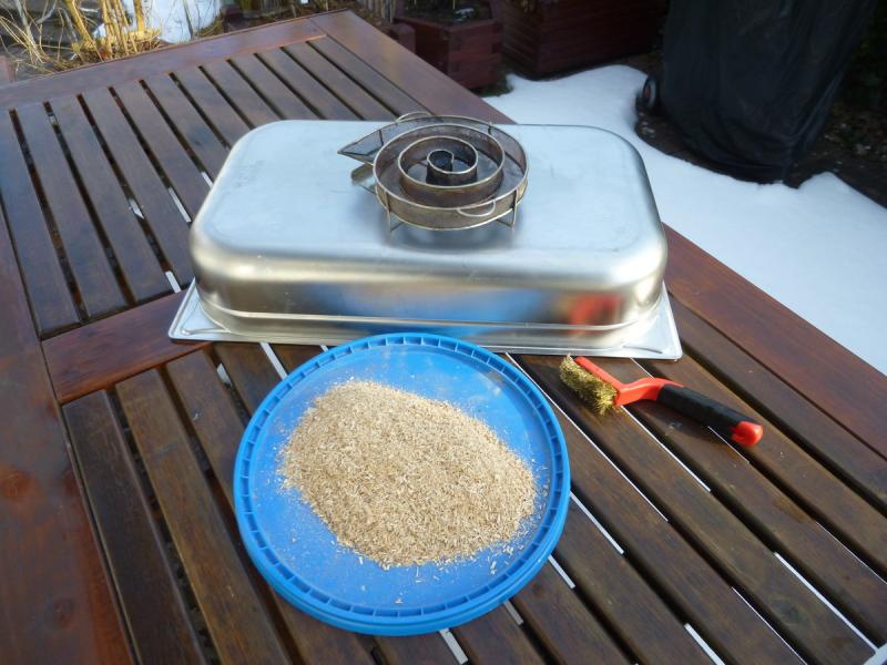 Sparbrannt und Räuchermehl, ich habe Buche und Erle benutzt